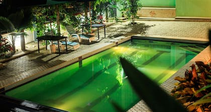 victoria view boutique hotels and tours
