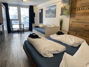 1 bedroom, WiFi, bed sheets