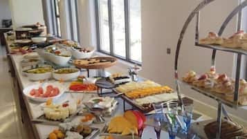Desayuno buffet incluido todos los días