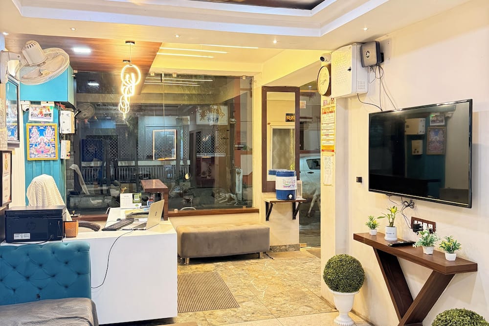 Hotel Raghuveera Palace