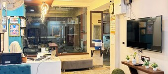 Hotel Raghuveera Palace