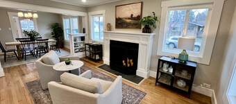 The Winston, Gorgeous! 4 Bdrm w/ Hot Tub & Firepit, Local Golfing 50% Off!