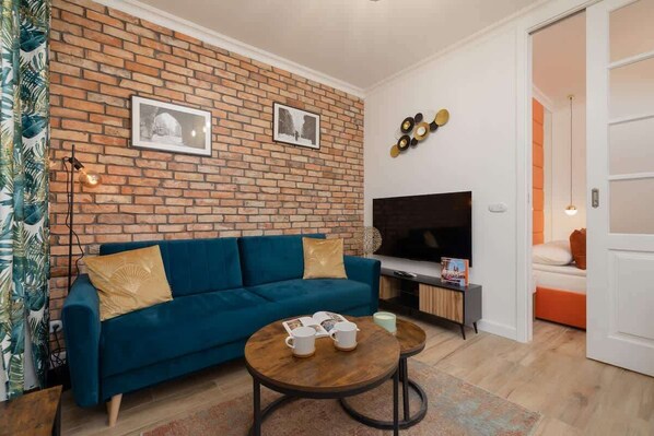 TV - Dietla 21 | Kraków | Climate Apartment | AC (Kraków)