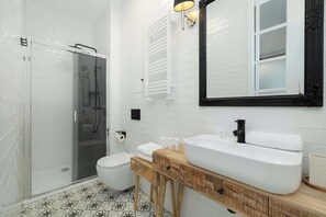 Doccia, asciugacapelli