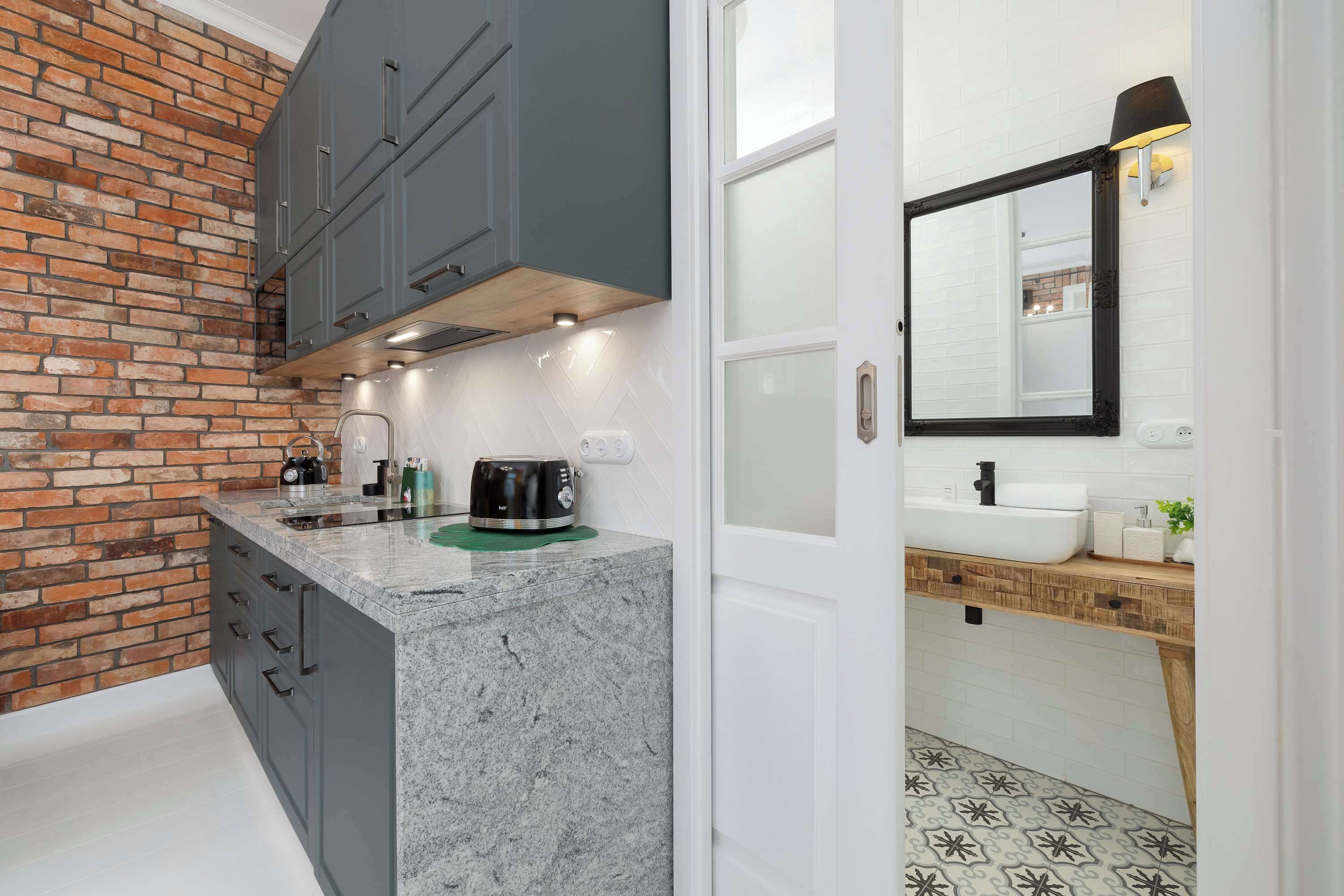 冰箱、微波炉、炉灶、洗碗机