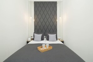 1 soverom, strykejern/-brett, wi-fi og sengetøy