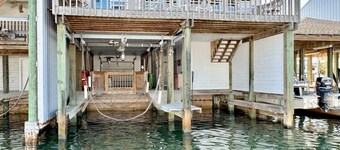 WATERFRONT 3G CONDO near Fishing Center