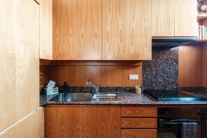 Refrigerador, microondas, horno y lavavajillas 