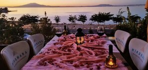 Terrace/patio - MİRO MARA BOUTIQUE HOTEL & LOUNGE BAR (Edremit)