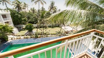 Honeymoon Double Room | Balcony