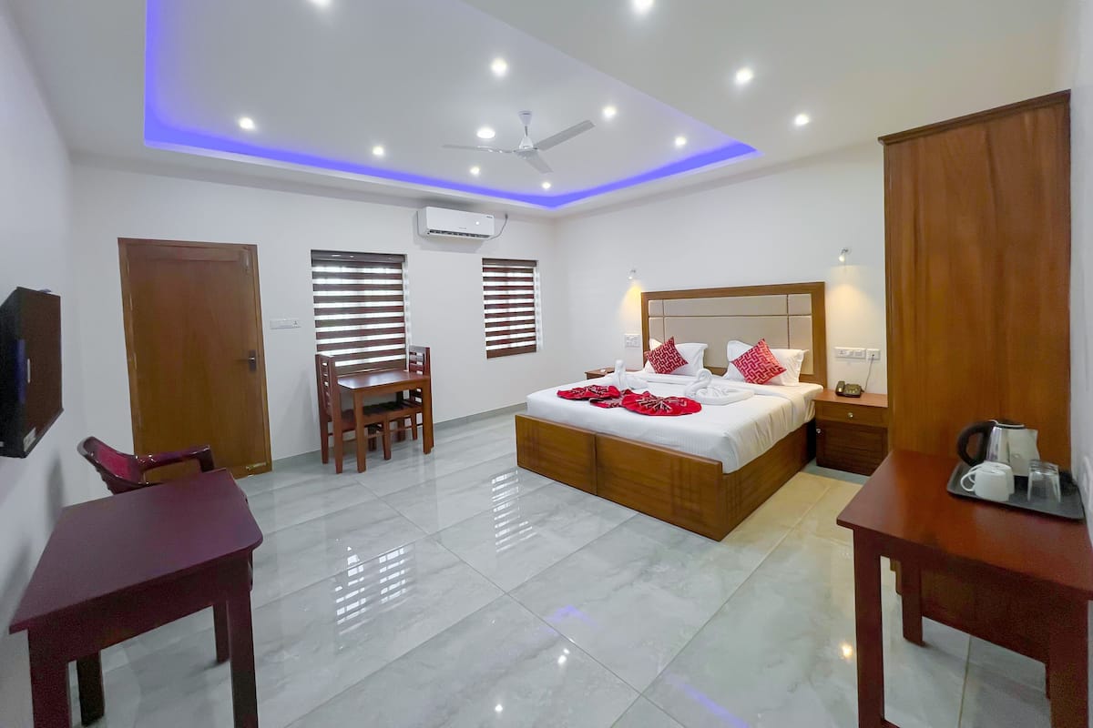 Premium Double Room | Egyptian cotton sheets, premium bedding, memory-foam beds