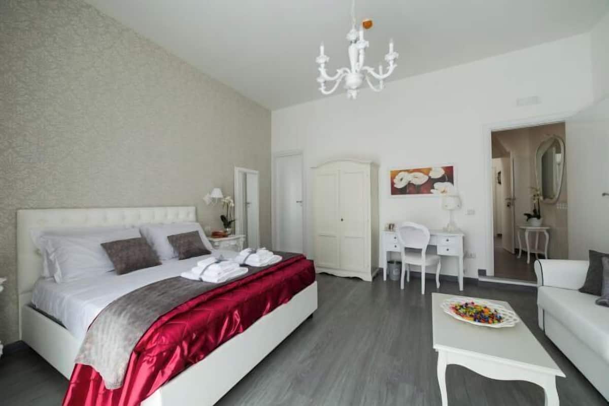 1 slaapkamer, hypoallergeen beddengoed, donzen dekbedden, een minibar