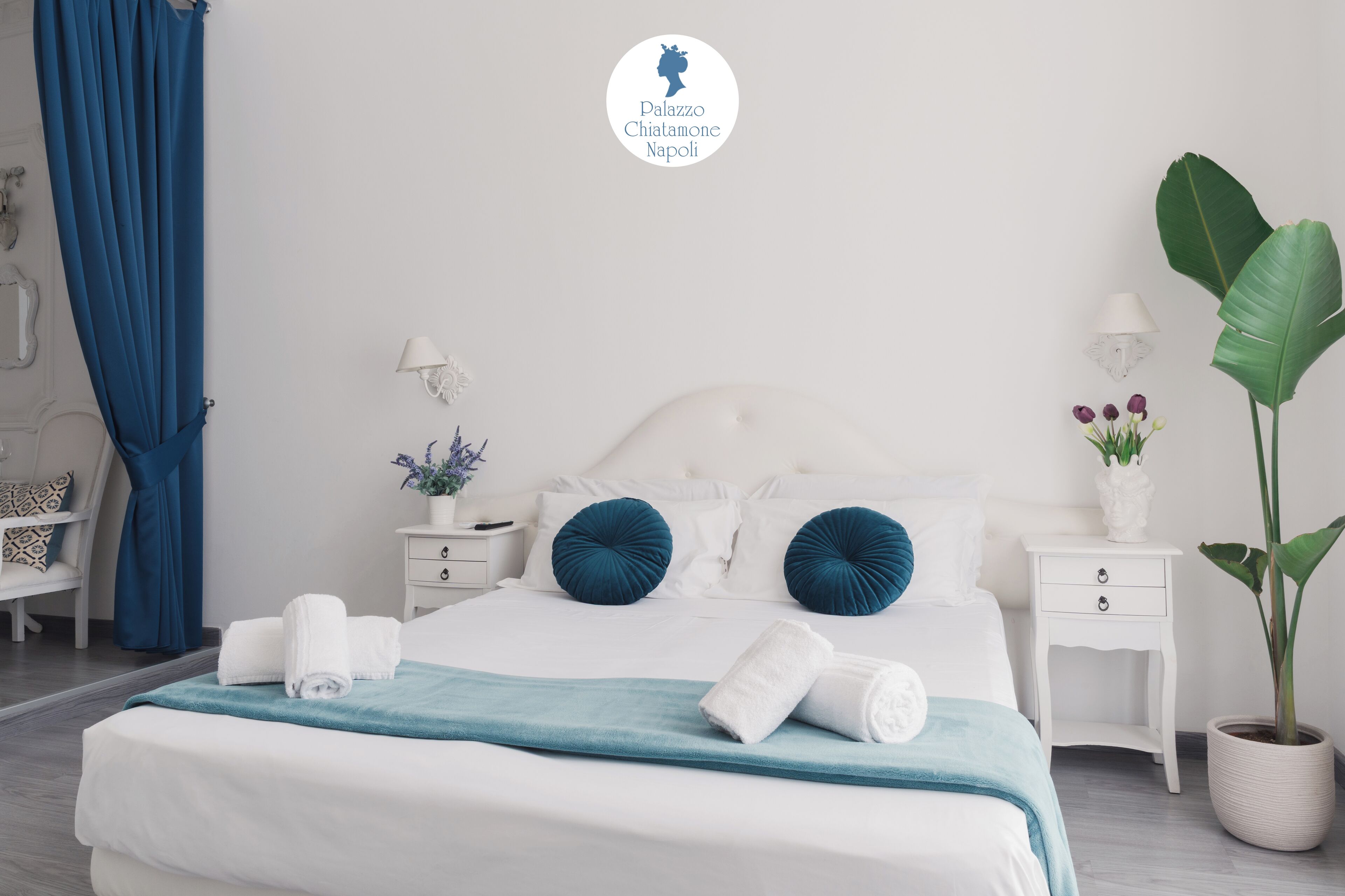 Chambre Classique Double ou avec lits jumeaux | Literie hypoallergénique, couette en duvet d'oie, minibar, bureau