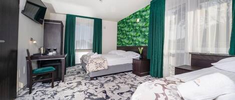 Iron/ironing board, free WiFi