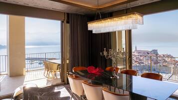 Presidential Suite, Marina View
