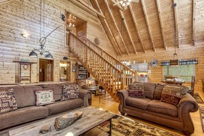 Televisión, chimenea y reproductor de DVD