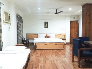 Deluxe Triple Room, Air conditioning | Soundproofing, free WiFi - Hotel Vinayak (Siliguri)