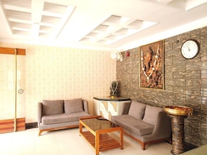 Reception - Hotel Vinayak (Siliguri)