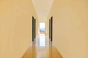 Lobby - FabHotel Chinar Residency (Jaoli)