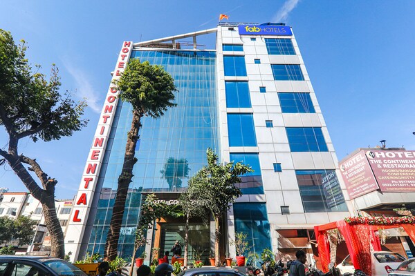 Fabhotel Prime The Continental - Lucknow