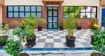 Fabhotel Prime Esta Inn