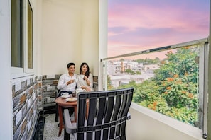 Balcony view - FabHotel Eminent Suites Banjara Hills - Nr. LV Prasad EYE Institute (Hyderabad)