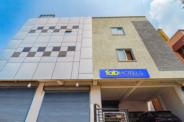 Exterior - Fabexpress Vinayak Residency (Chennai)