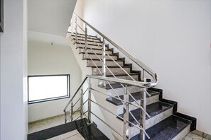 Lobby - Fabhotel Prime Dumas (Surat)