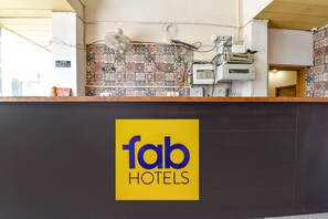 Reception - Fabhotel Bhanwar Niwas (Jaipur)