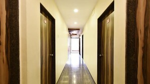 Lobby - Jk (Mahabaleshwar)