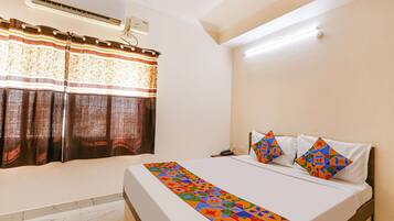 Rom – deluxe | Sengetøy i egyptisk bomull, sengetøy av topp kvalitet og safe på rommet