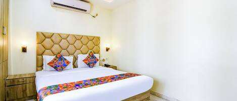 Lakens van Egyptisch katoen, luxe beddengoed, een kluis op de kamer