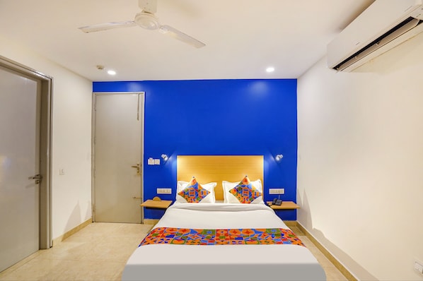 Deluxe-Zimmer | Bettwäsche aus ägyptischer Baumwolle, hochwertige Bettwaren, Zimmersafe