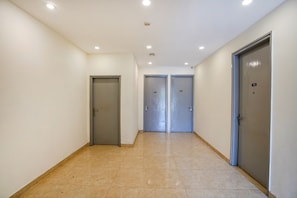 Lobby - Fabhotel Moon (Gurugram)
