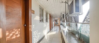Fabhotel Hk Villa