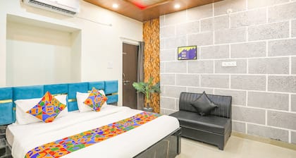 Fabhotel Universal Stay Inn