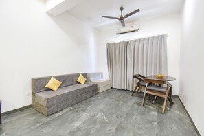 Àrea amb seients del vestíbul