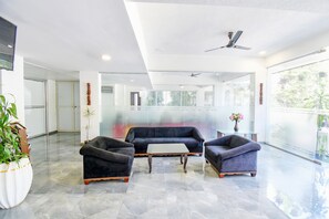 ロビー応接スペース