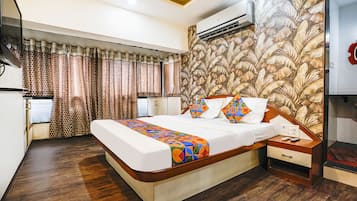 Premium Room | Egyptian cotton sheets, premium bedding, in-room safe, free WiFi