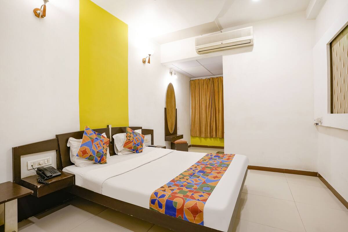 Deluxe Room | Egyptian cotton sheets, premium bedding, in-room safe, free WiFi