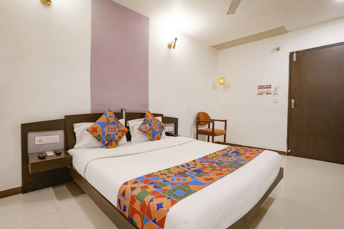 Premium Room | Egyptian cotton sheets, premium bedding, in-room safe, free WiFi