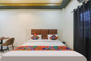 Lakens van Egyptisch katoen, luxe beddengoed, een kluis op de kamer