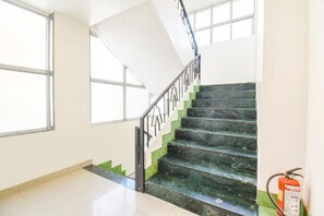 Lobby - Fabhotel Ananta Sagar (Pune)