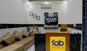 Reception - FabHotel Vihaan Regency (New Delhi)