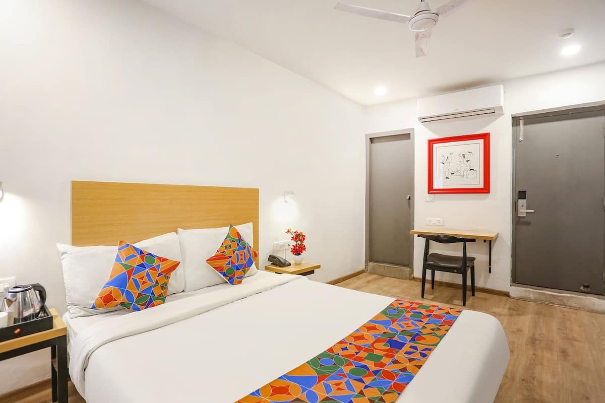 Deluxe Room | Egyptian cotton sheets, premium bedding, in-room safe, free WiFi