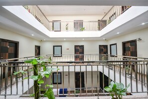 Lobby - Fabhotel Palm Majestic (New Delhi)