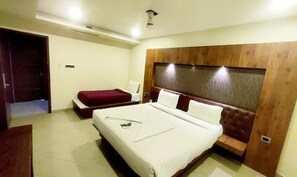 Deluxe Room | Egyptian cotton sheets, premium bedding, in-room safe, free WiFi - Fabhotel Adya Classic (Anekal)