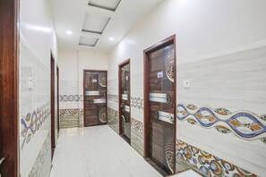 Lobby - Fabexpress Convivial Star (Raipur)