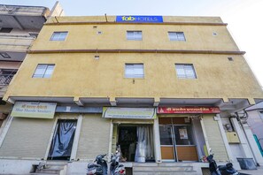 Exterior - Fabexpress Convivial Star (Raipur)