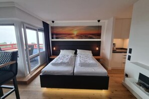 1 bedroom, soundproofing, WiFi